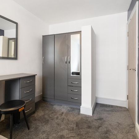 Whiskawaystays - Foregate Street - Apartment 4 Worcester Eksteriør billede